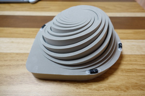 現地3件、オンライン1件、の登壇の1月。長期出張の2月。