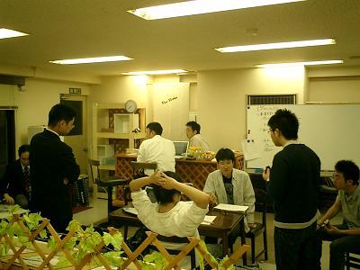 Five Bridge に灯がともりました。