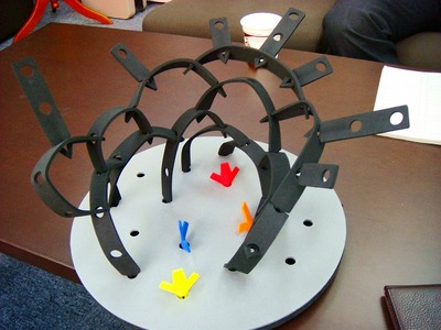 ビジネスと社会を机の上に再現するマイスター