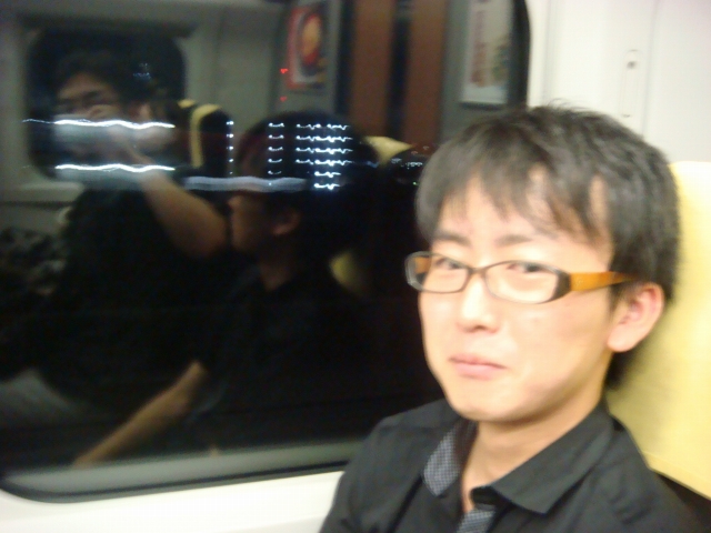 「SHOT NOTE」の産みの親。実は若いころに仙台で出会っていた青年でした。